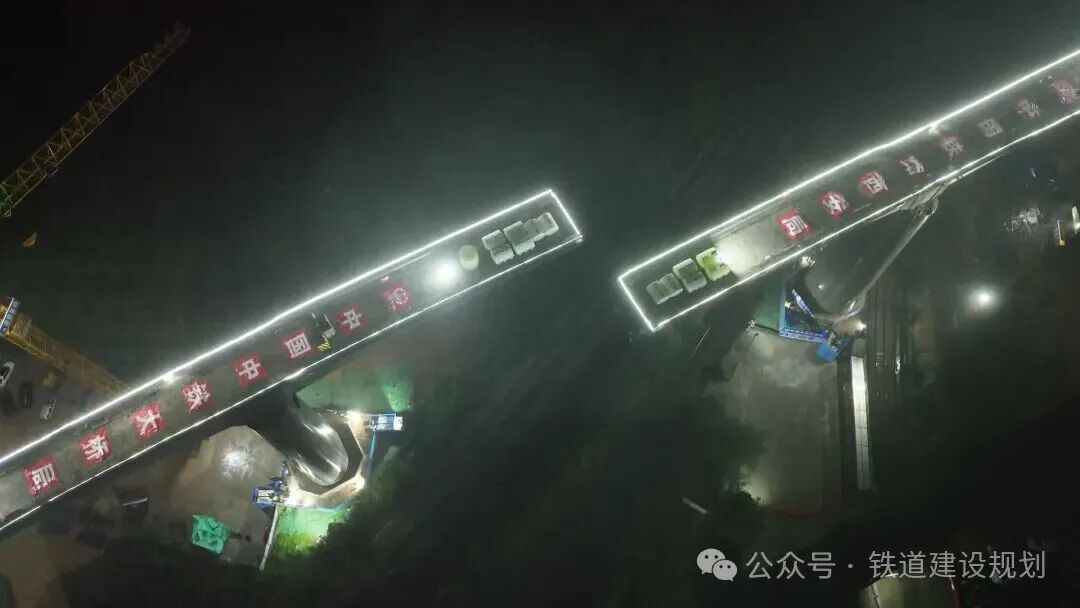 1760941860162719.jpg 3.jpg